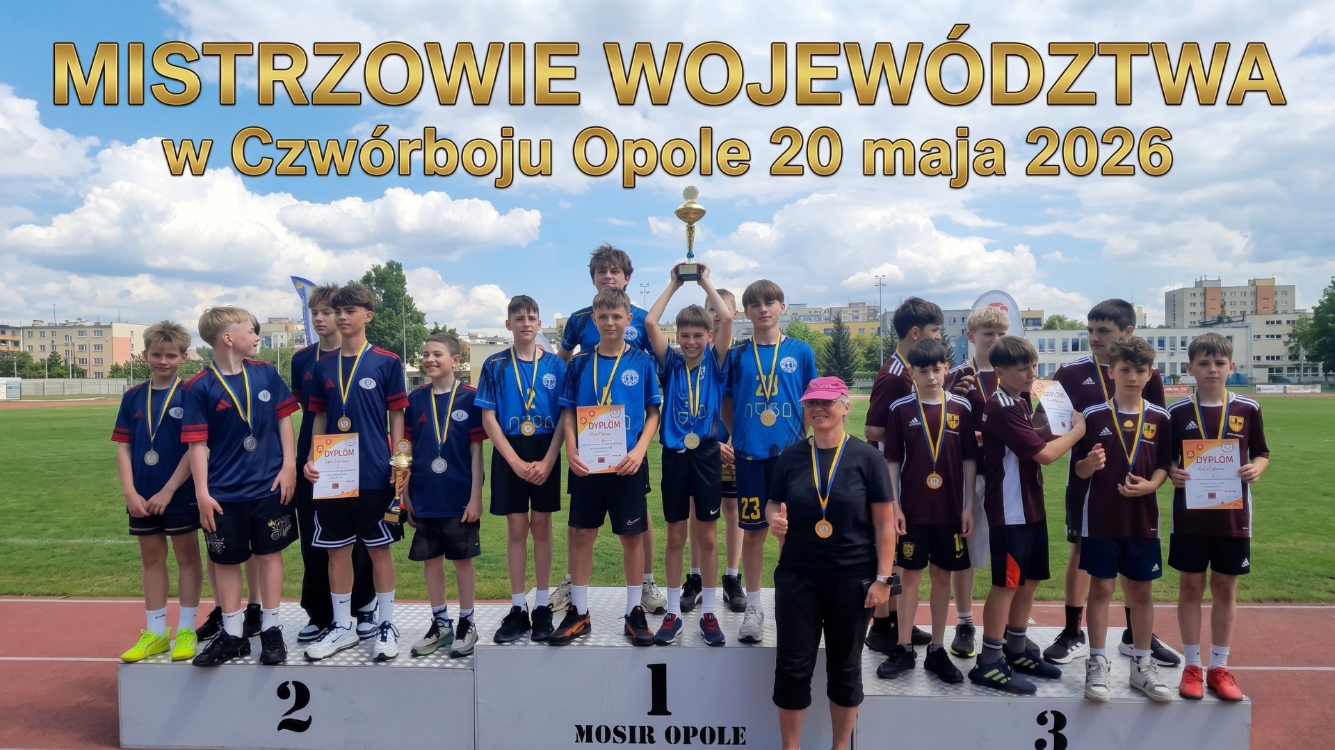 Kolaż zdjęć przedstawiający uczniów - mistrzów województwa w czwórboju.